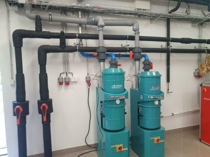02:
Modulární systém NEWAG INDUSTRY